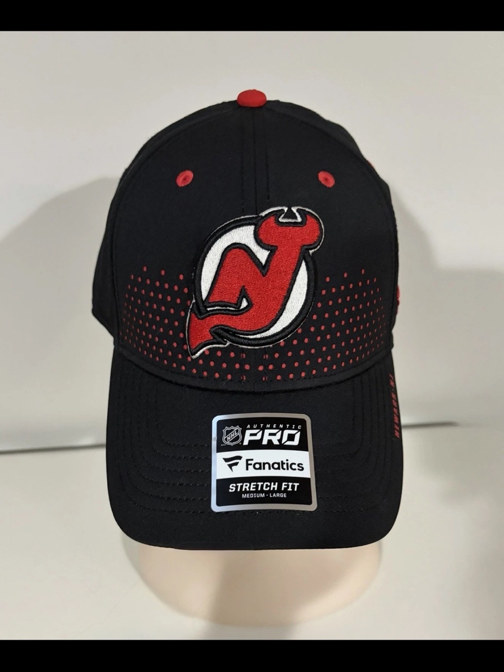 NHL Fanatics Stretch Fit Hat- New Jersey Devils Size M/lL Black Pro